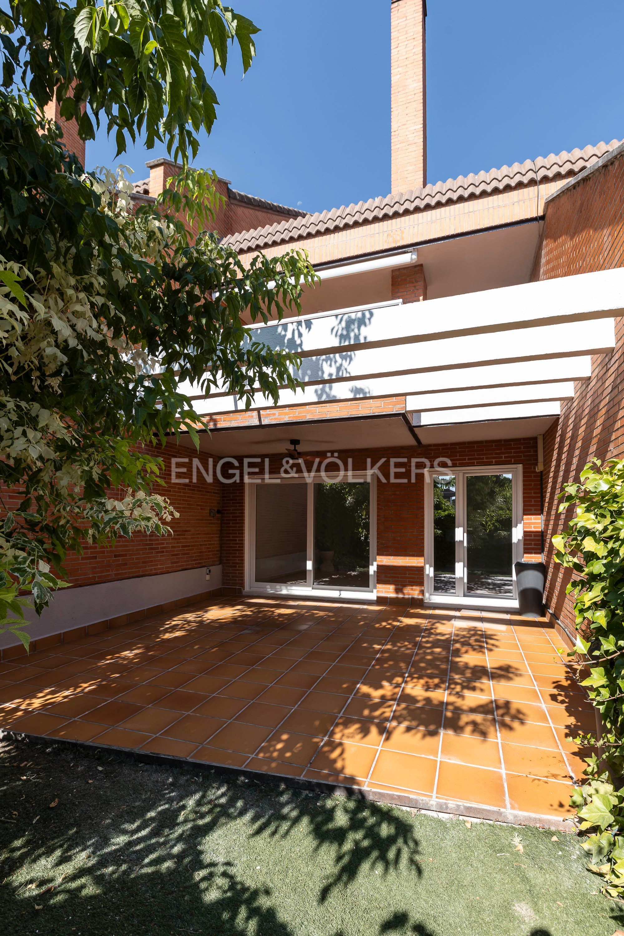 Terrassa de Casa o xalet de lloguer en Pozuelo de Alarcón amb Aire condicionat, Calefacció i Jardí privat