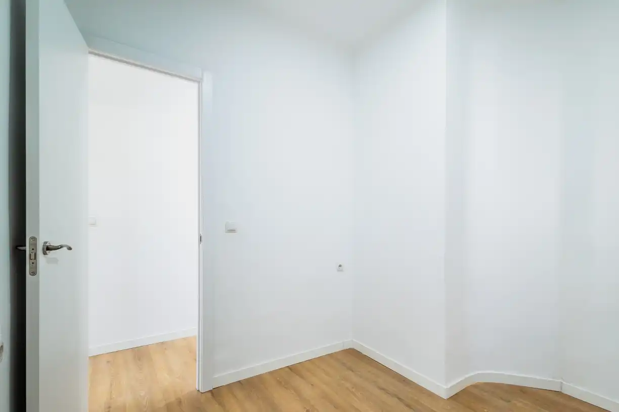 Piso en venta en Manresa con Horno y Balcón