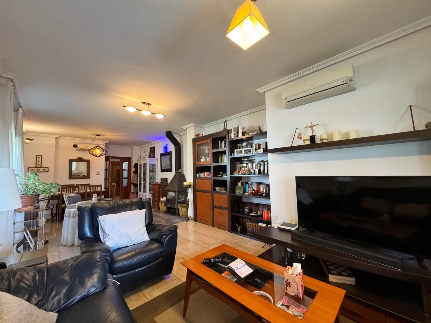 Living room of Houses for sale in El Escorial  with Air Conditioner, Heating and Private garden