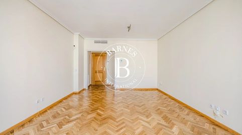 Foto 4 de Piso de alquiler en Ríos Rosas - Nuevos Ministerios, Madrid Capital