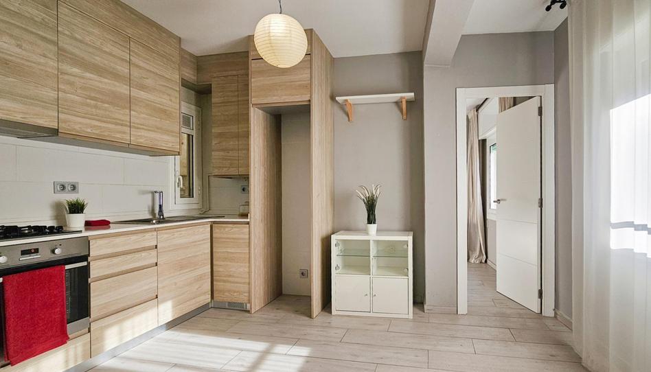 Photo 1 of Flat for sale in El Camp de l'Arpa del Clot, Barcelona