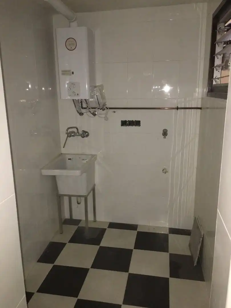 Baño de Piso en venta en Manlleu con Calefacción y Balcón
