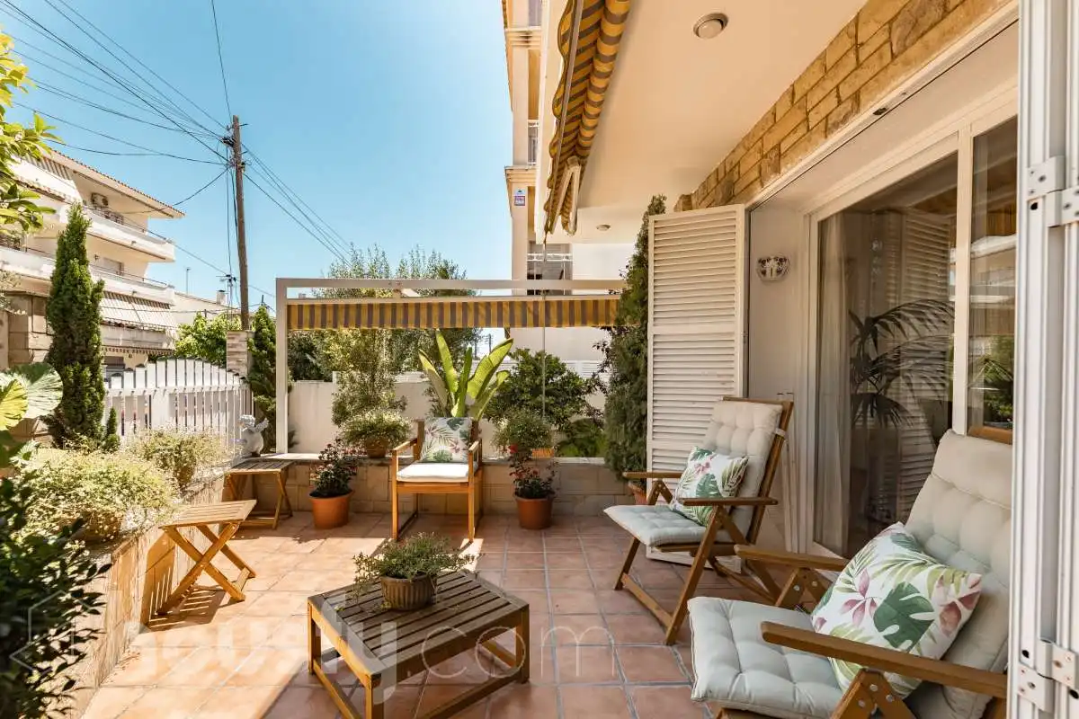 Detached homes for sale in Calle Santiago Rusiñol, Coma-ruga platja