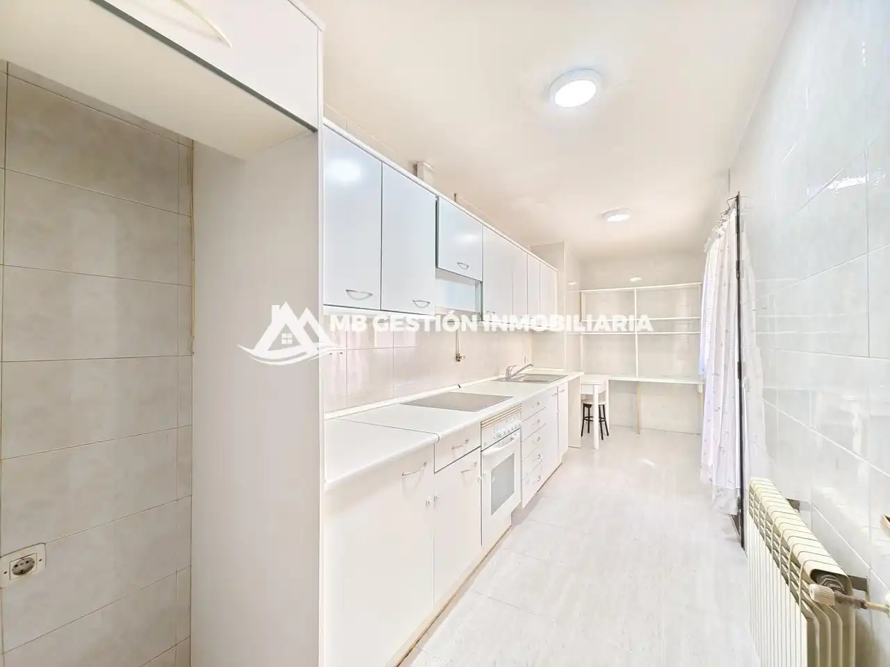 Flat for sale in El Arroyo - La Fuente
