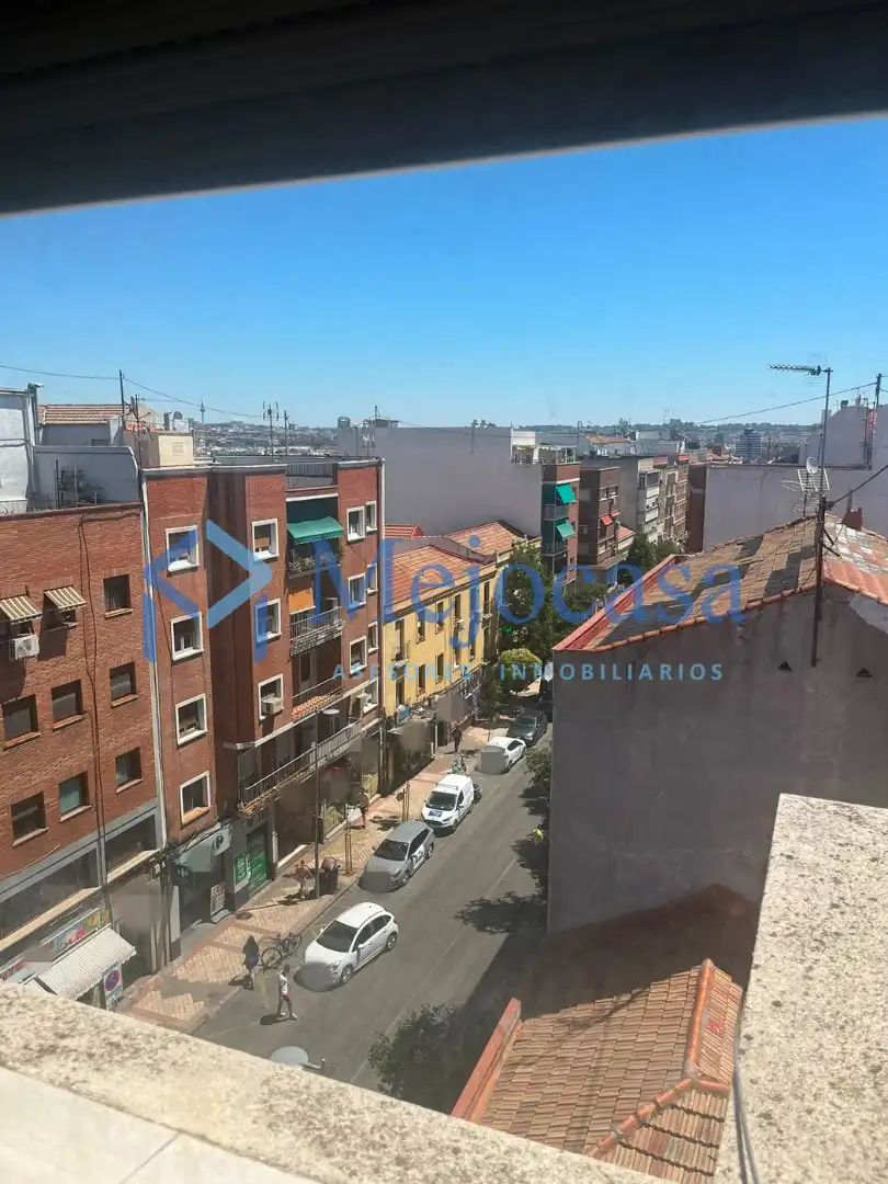 Vista exterior de Pis en venda en Madrid amb Aire condicionat, Calefacció i Terrassa