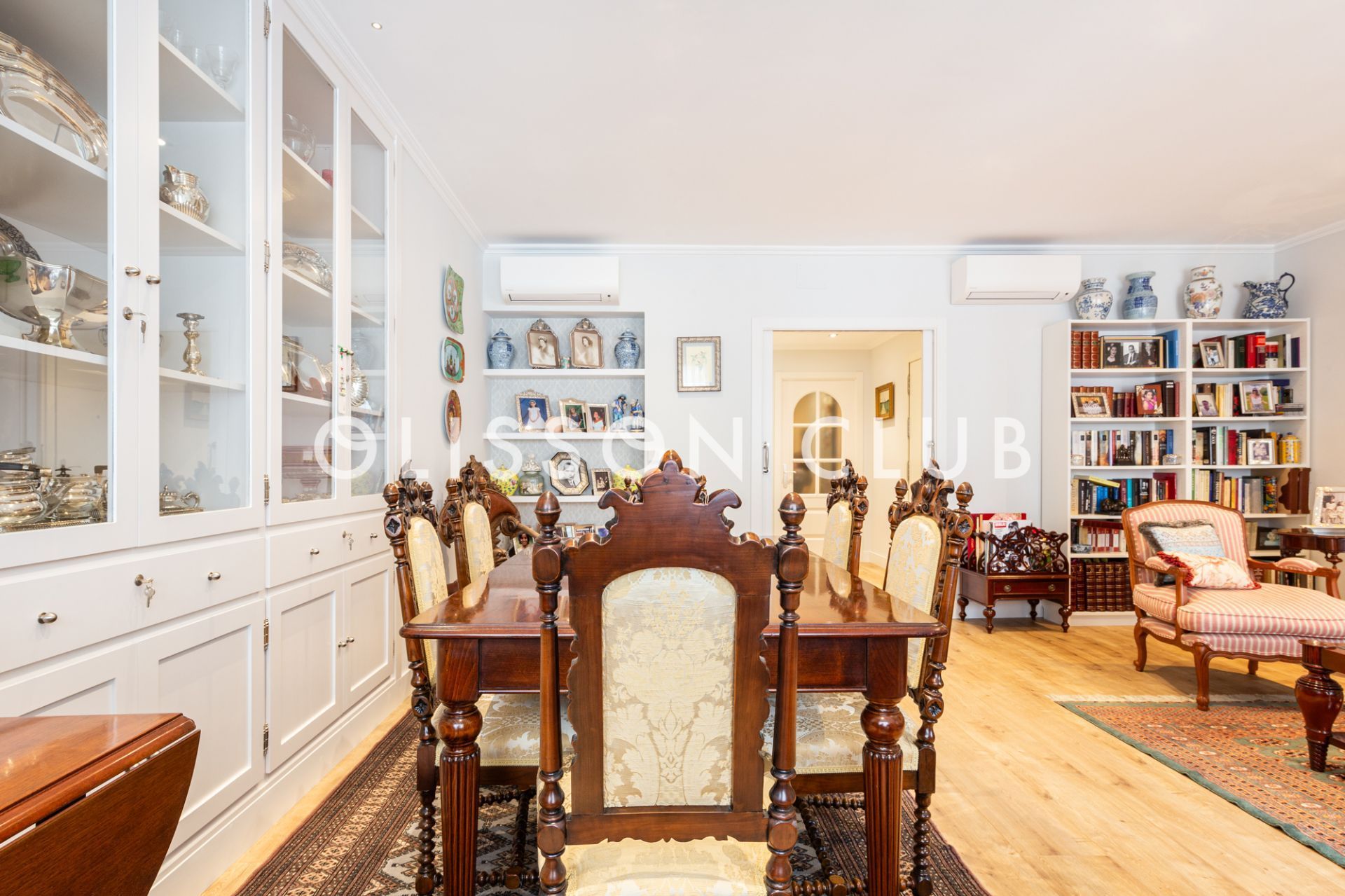Dining room of Flat for sale in  Madrid Capital  with Air Conditioner, Heating and Terrace