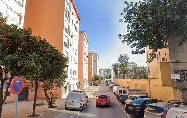 Piso con piscina en venta en PZ INMACULADA  Bl:B