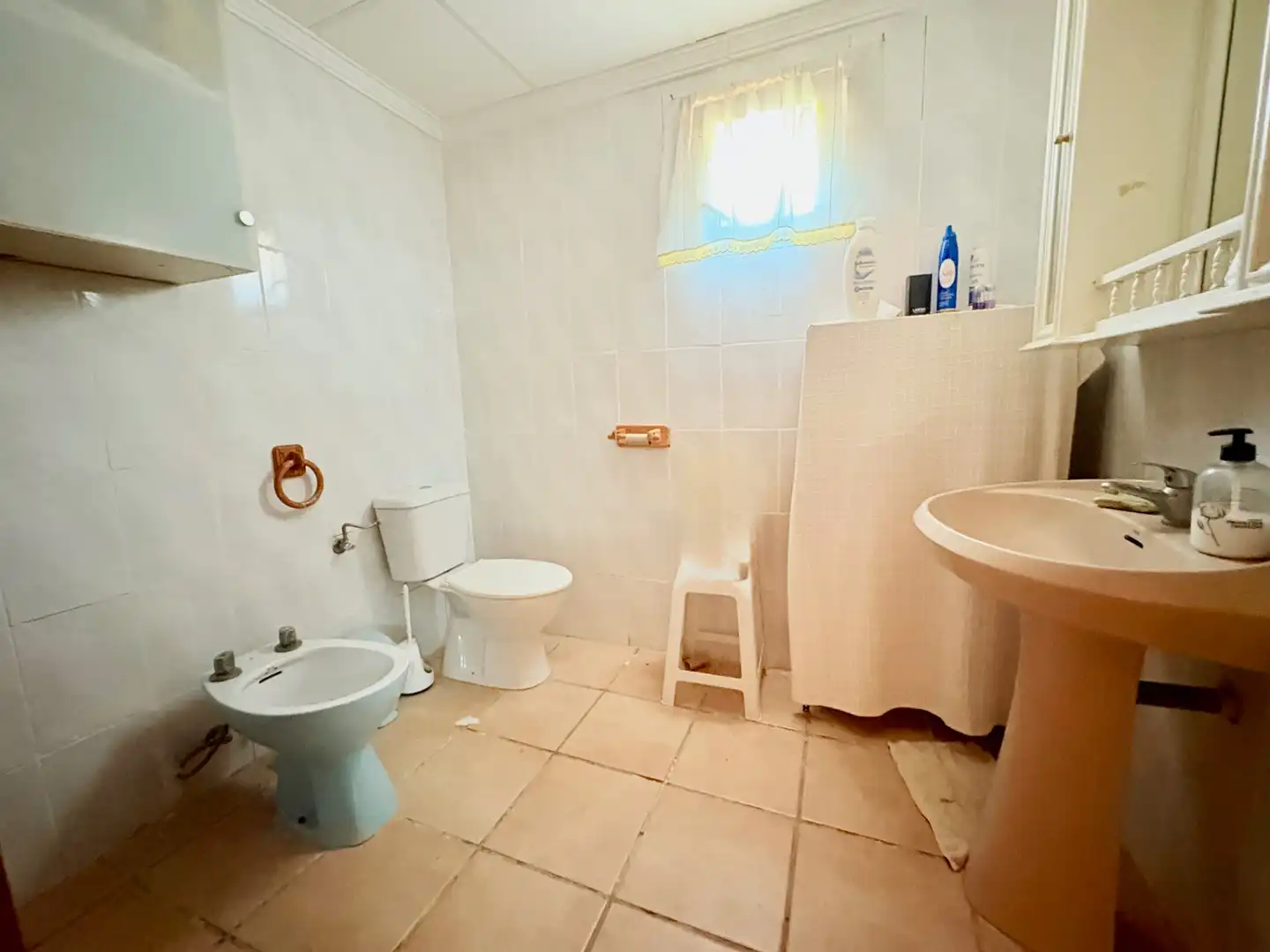 Bany de Casa o xalet en venda en Benaguasil amb Jardí privat, Terrassa i Traster