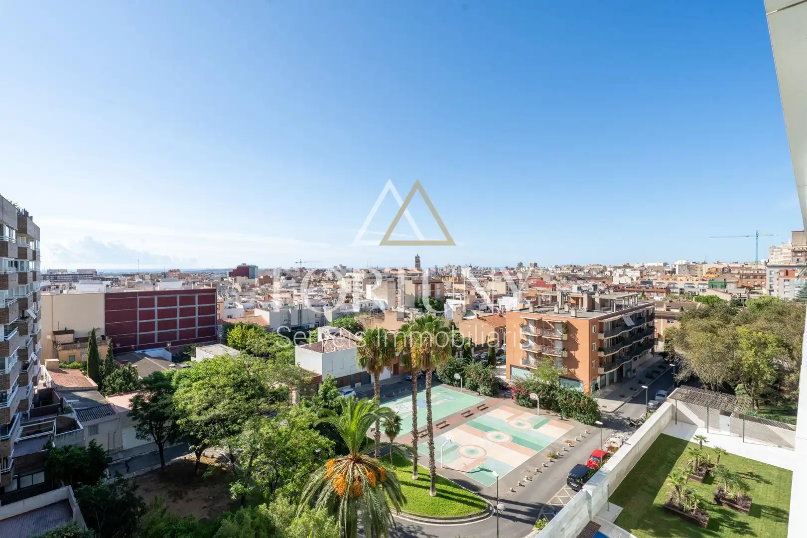 Vista exterior de Ático en venta en Reus con Calefacción, Jardín privado y Terraza