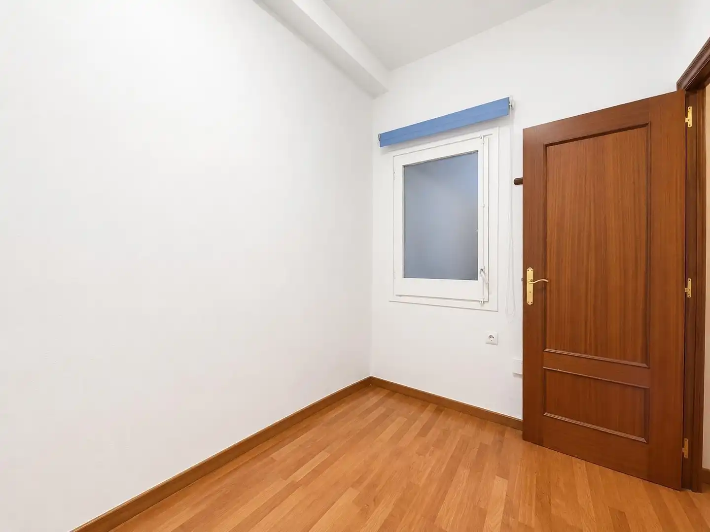Dormitori de Planta baixa en venda en Barcelona amb Aire condicionat, Parquet i Traster