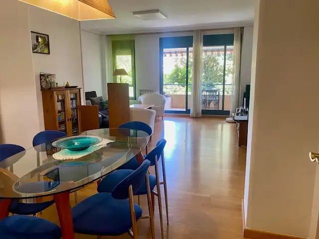 Menjador de Pis en venda en Sabadell amb Calefacció, Jardí privat i Parquet