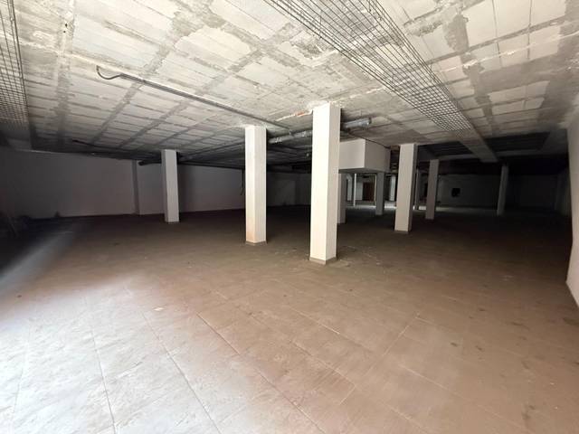 Local comercial en Venta en Calle BENEFAC.REMEDIOS URIARTE en Carolinas Altas