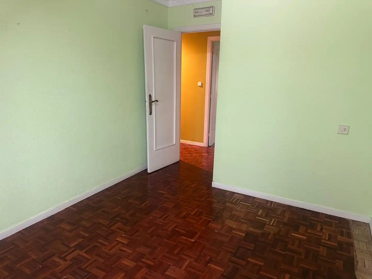 Wohnung zum Verkauf in Oviedo  mit Heizung, Parkett und Terrasse