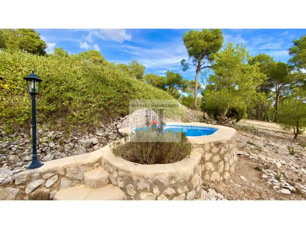 Vista exterior de Finca rústica en venda en Alcoy / Alcoi amb Forn