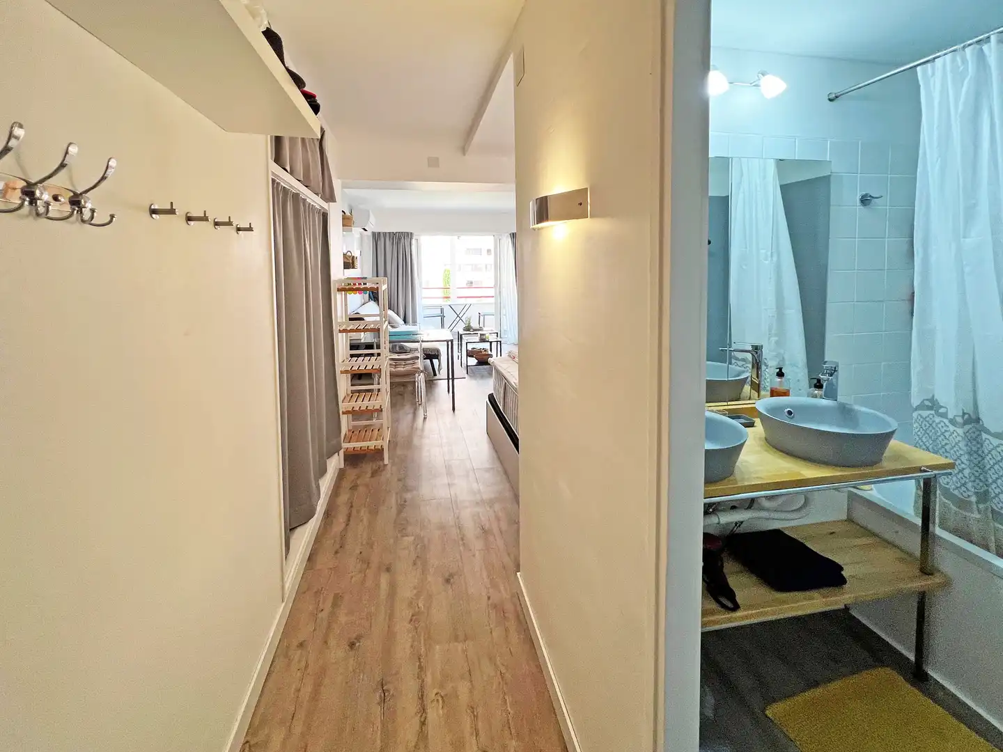 Habitación de Apartamento en venta en Roses con Aire acondicionado, Amueblado y Balcón