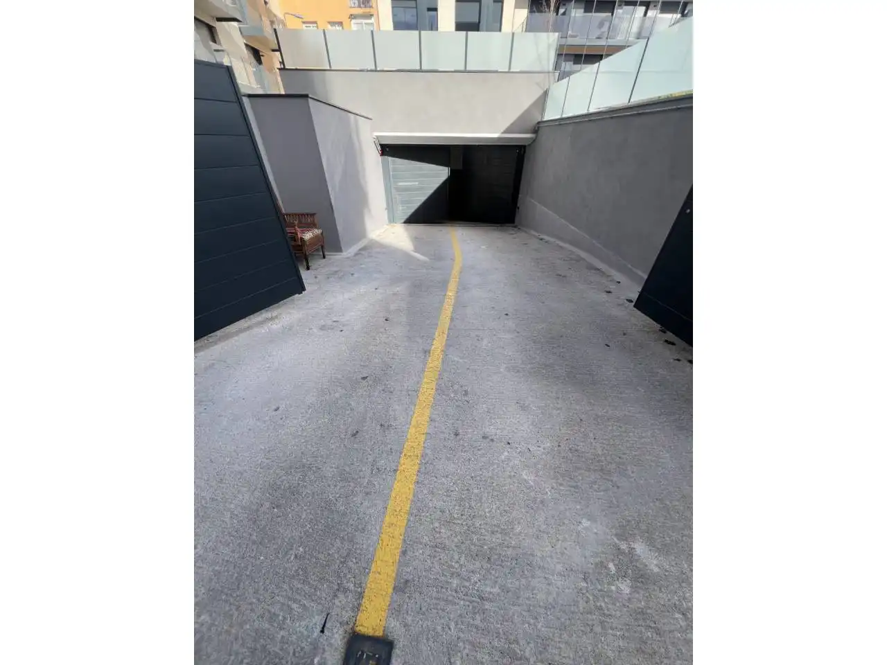 Einzelparkplatz mit Aufzug zur Miete in Calle Josep Piñol, imagen 6