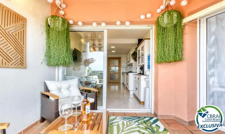Terraza de Apartamento en venta en Figueres con Amueblado