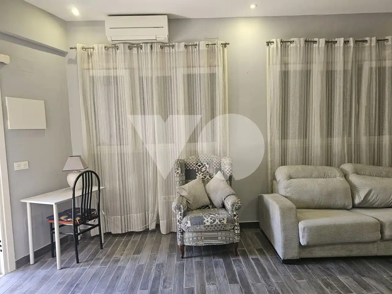 Sala d'estar de Planta baixa en venda en Madrid amb Aire condicionat