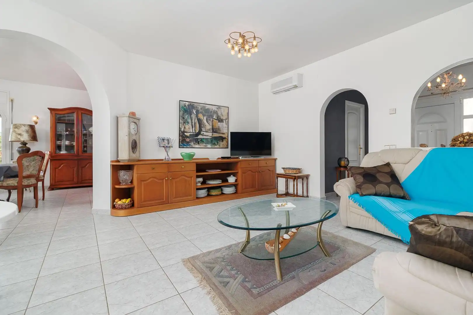 Sala d'estar de Casa o xalet en venda en Roses amb Aire condicionat, Calefacció i Terrassa