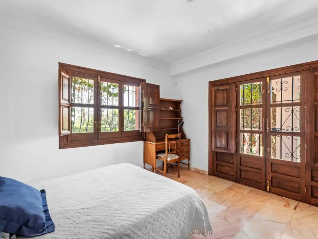 Bedroom of Houses for sale in Benalmádena