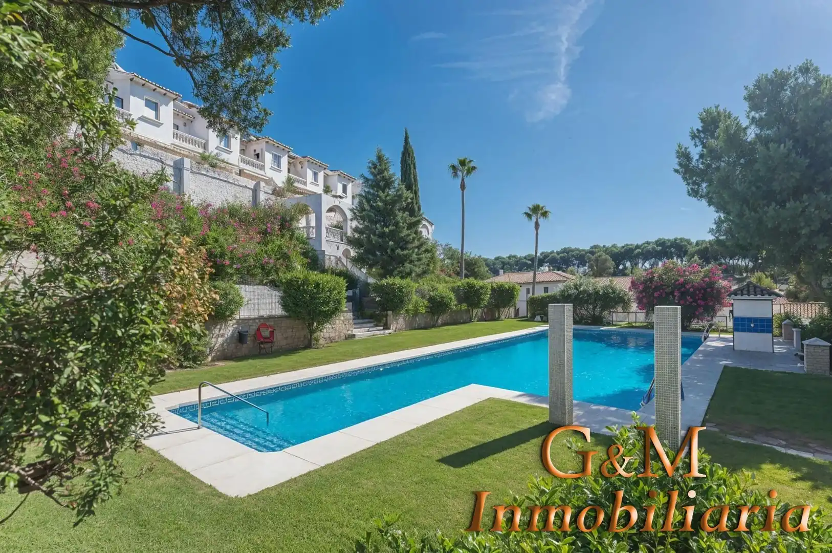 Jardí de Casa adosada en venda en Benalmádena amb Terrassa, Balcó i Piscina comunitària