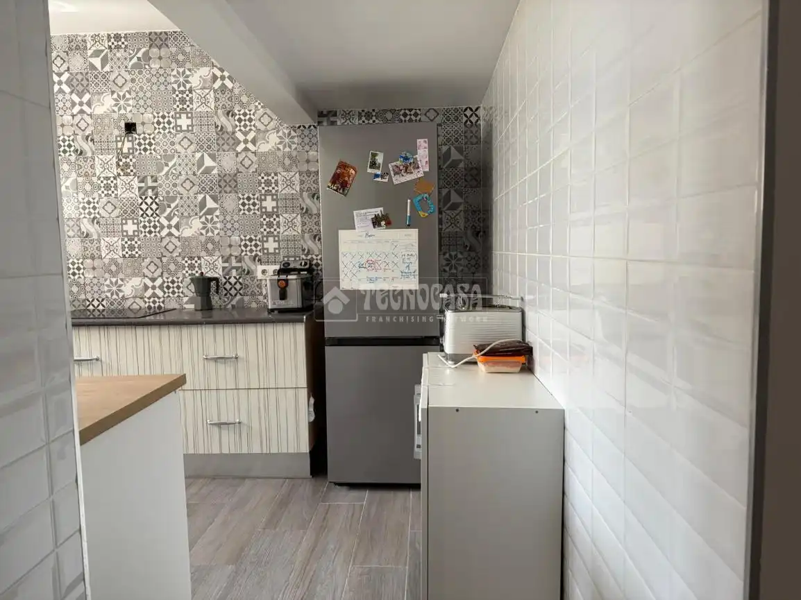 Cocina de Casa adosada en venta en Sevilla con Aire acondicionado