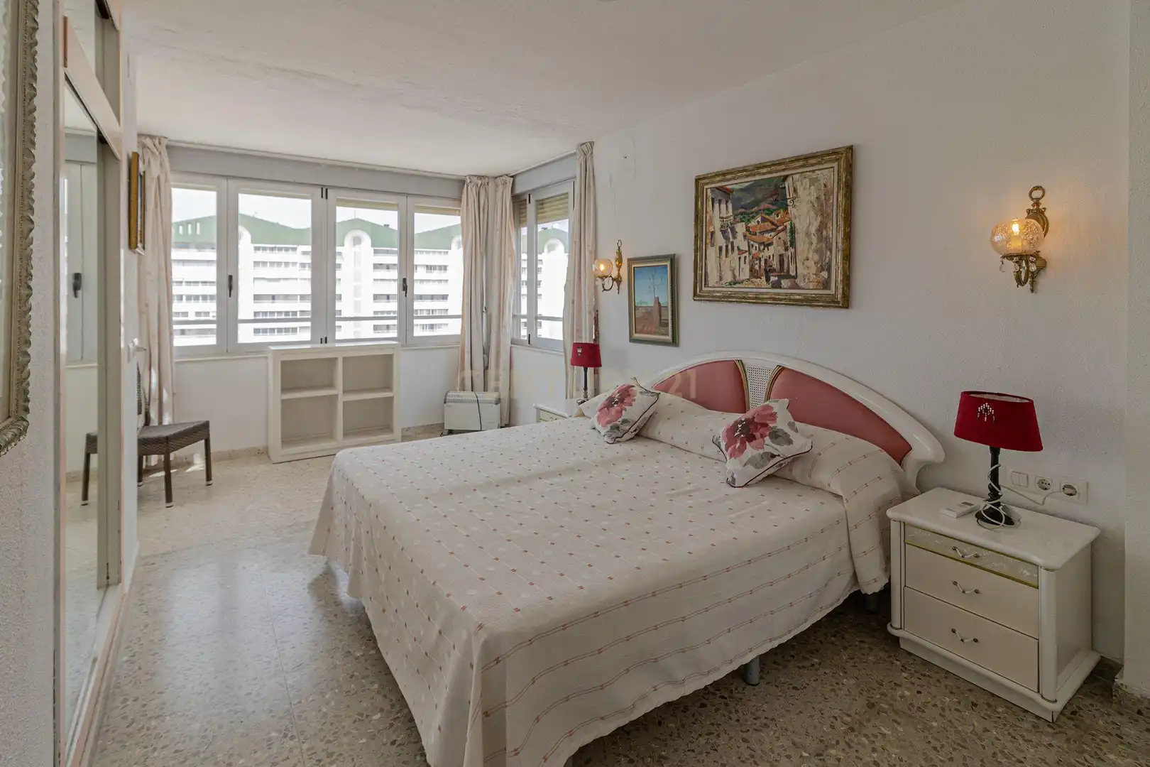 Schlafzimmer von Wohnungen zur Miete in Calpe / Calp mit Klimaanlage, Ofen und Waschmaschine