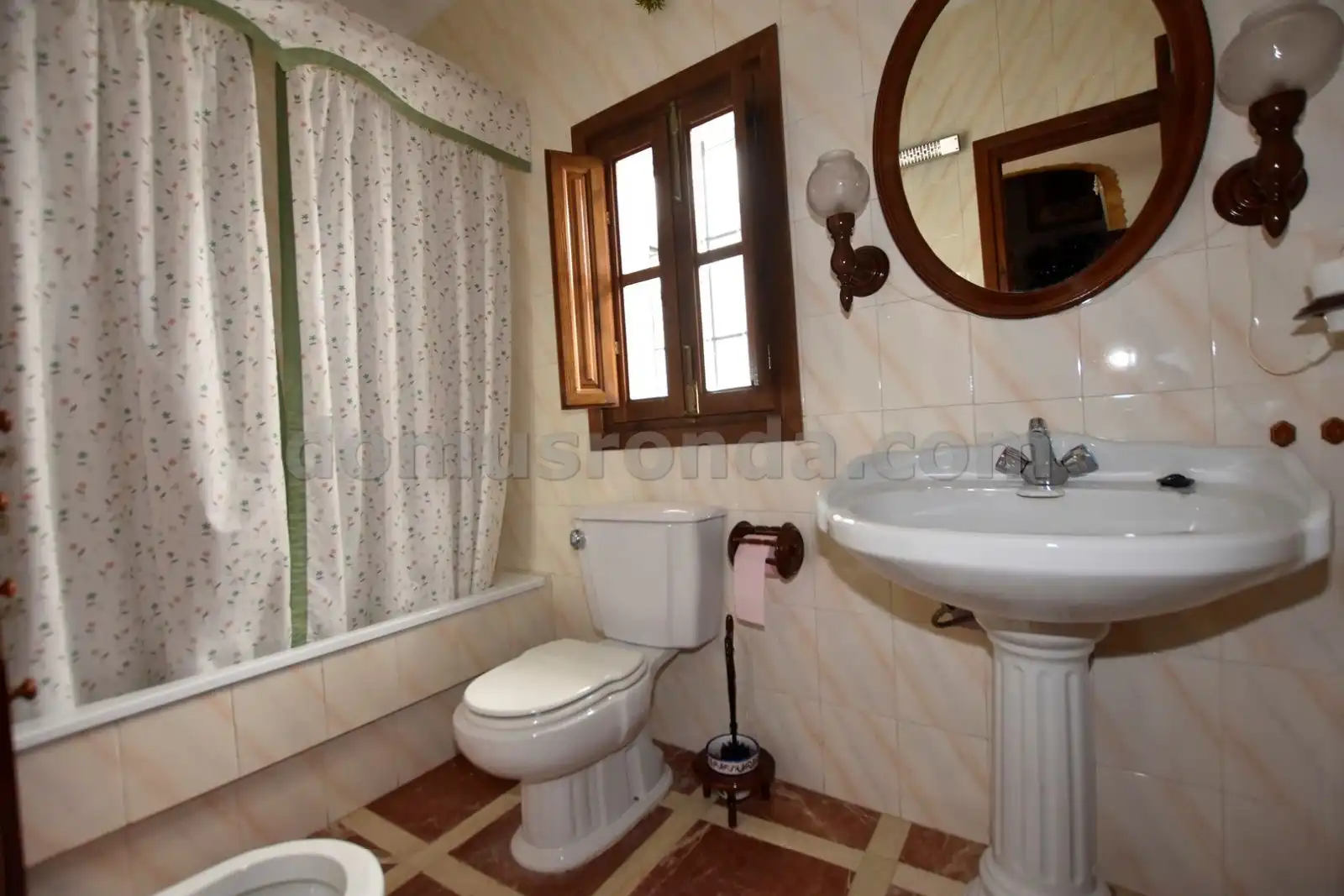 Baño de Casa o chalet en venta en Cañete la Real con Terraza y Trastero