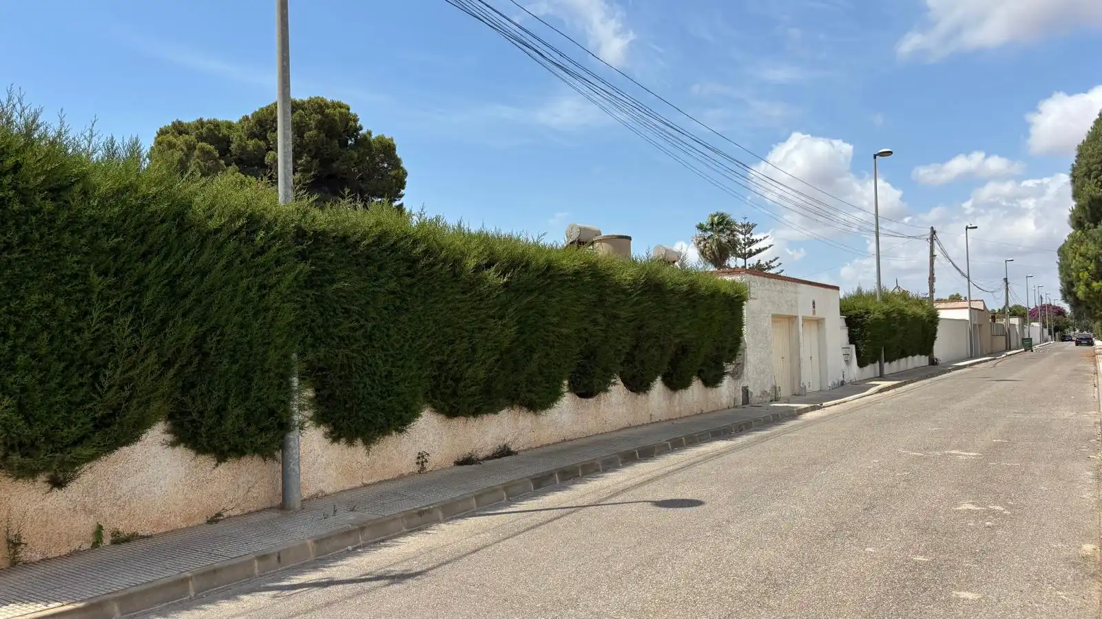 Vista exterior de Casa o xalet en venda en Cartagena amb Jardí privat