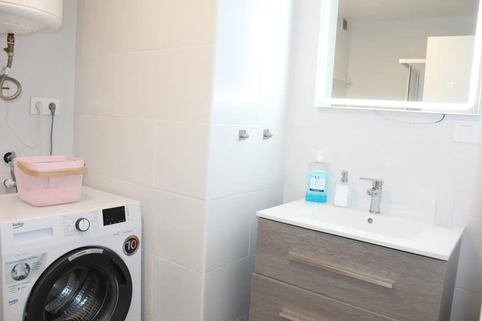 Baño de Apartamento en venta en Roquetas de Mar con Aire acondicionado, Jardín privado y Piscina