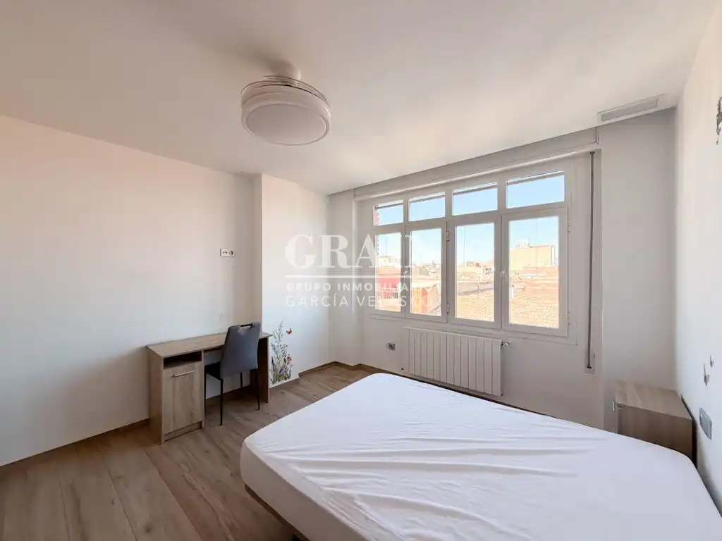 Piso con terraza en venta en Ensanche - Franciscanos, imagen 9