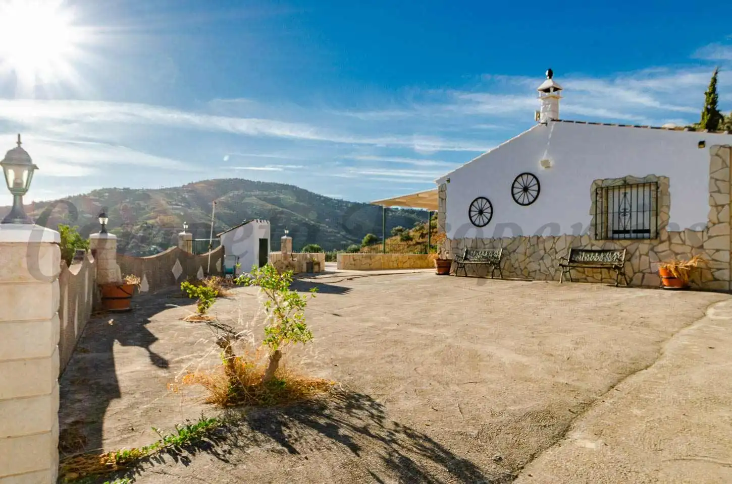 Casa rústica amb piscina en venda a Cómpeta, imagen 12