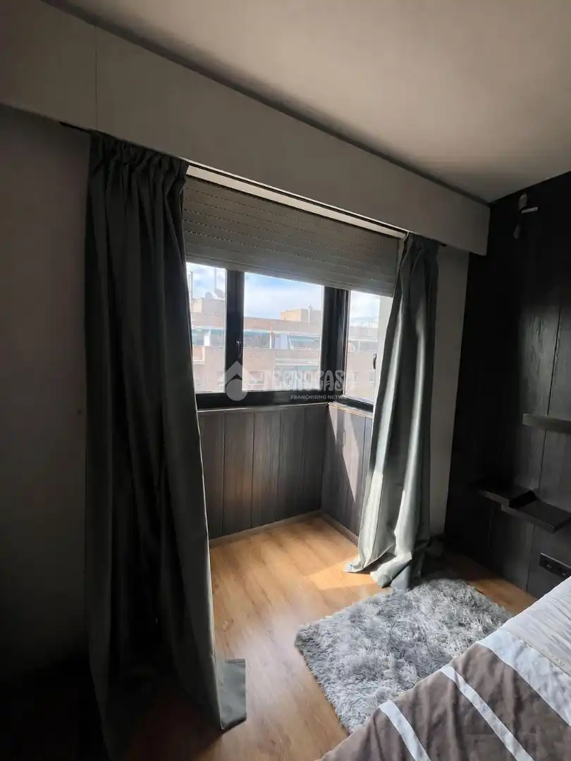 Schlafzimmer von Wohnung zum Verkauf in Madrid