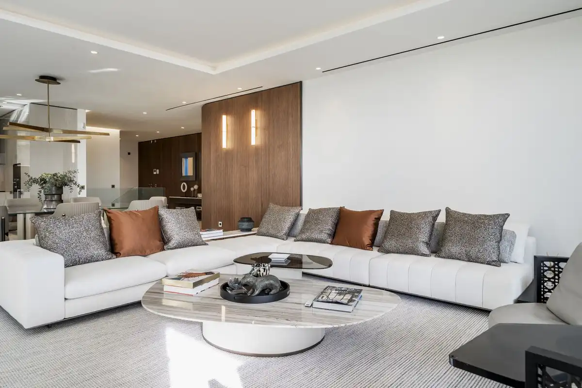 Living room of Apartments for sale in Marbella  with Terrace and Storage room