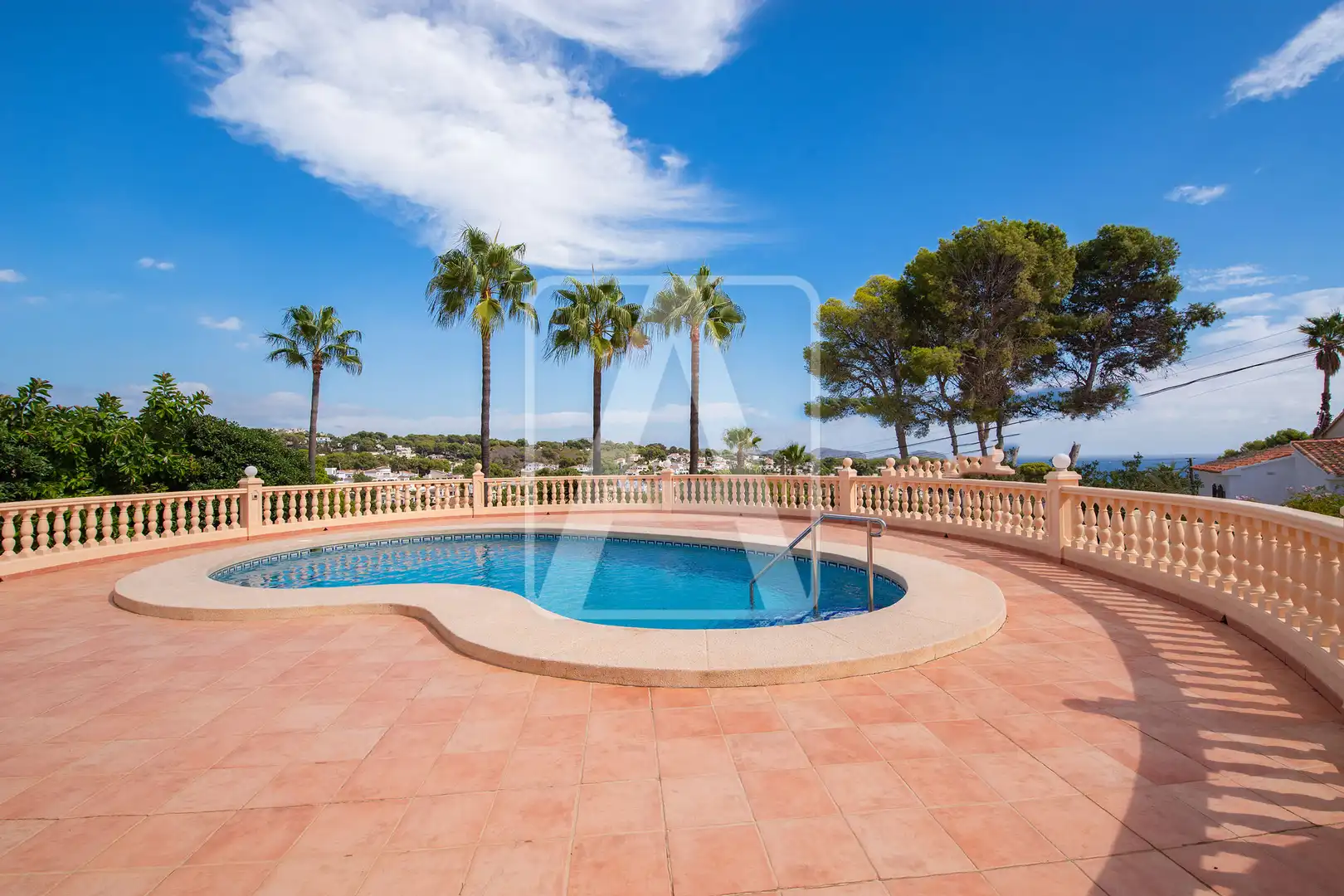 Detached house with pool for sale in La Fustera, imagen 3