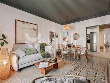 Apartment with balcony to rent in Carrer de Casp