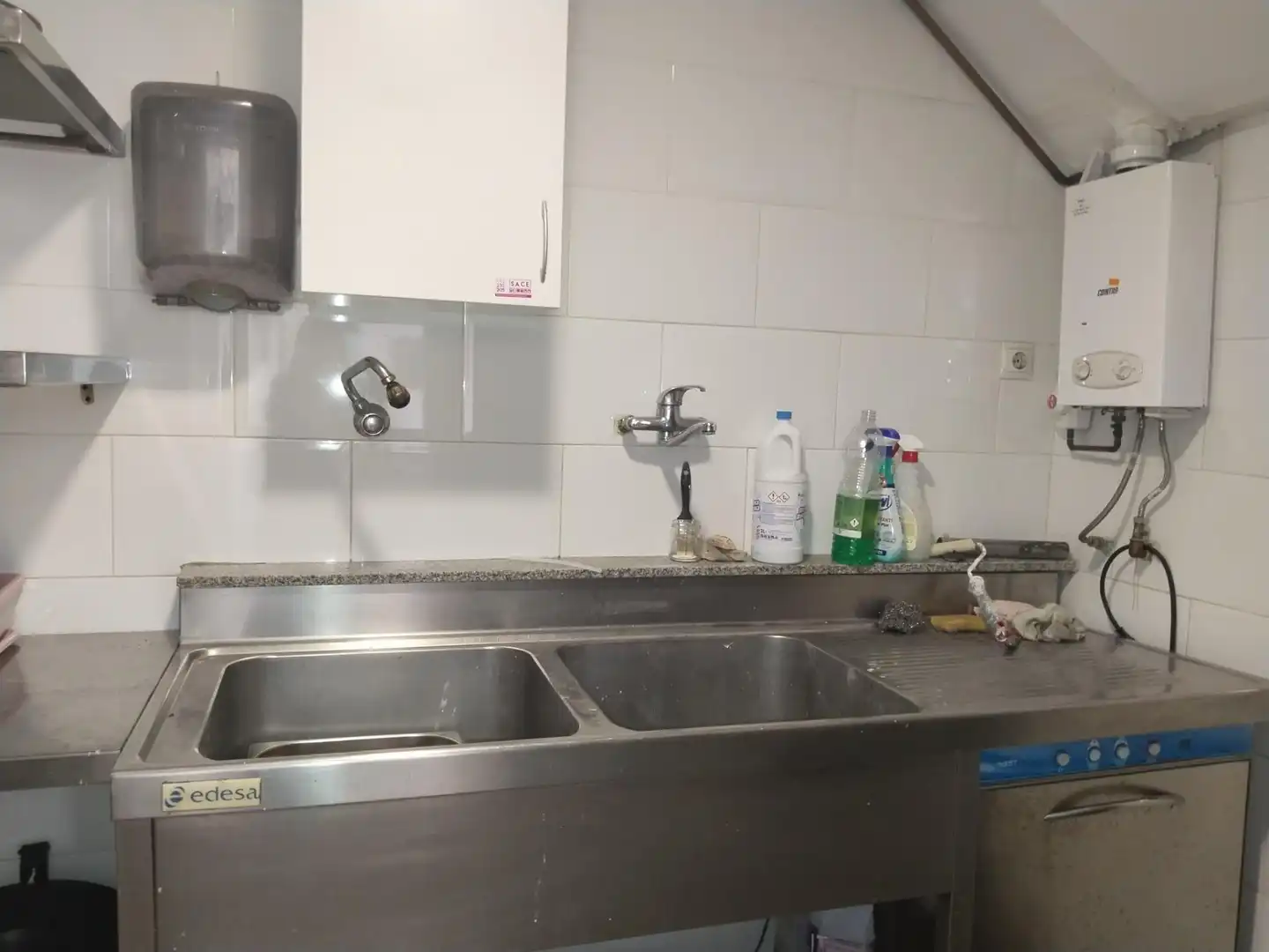 Cocina de Local de alquiler en Puente Viesgo con Amueblado