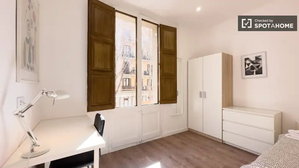 Flat with terrace to rent in Eixample, imagen 17