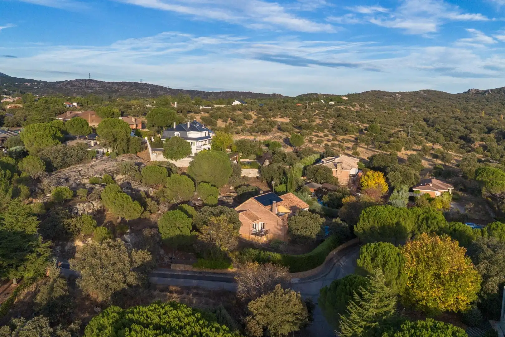 Vista exterior de Casa o chalet en venta en Torrelodones con Aire acondicionado, Calefacción y Jardín privado