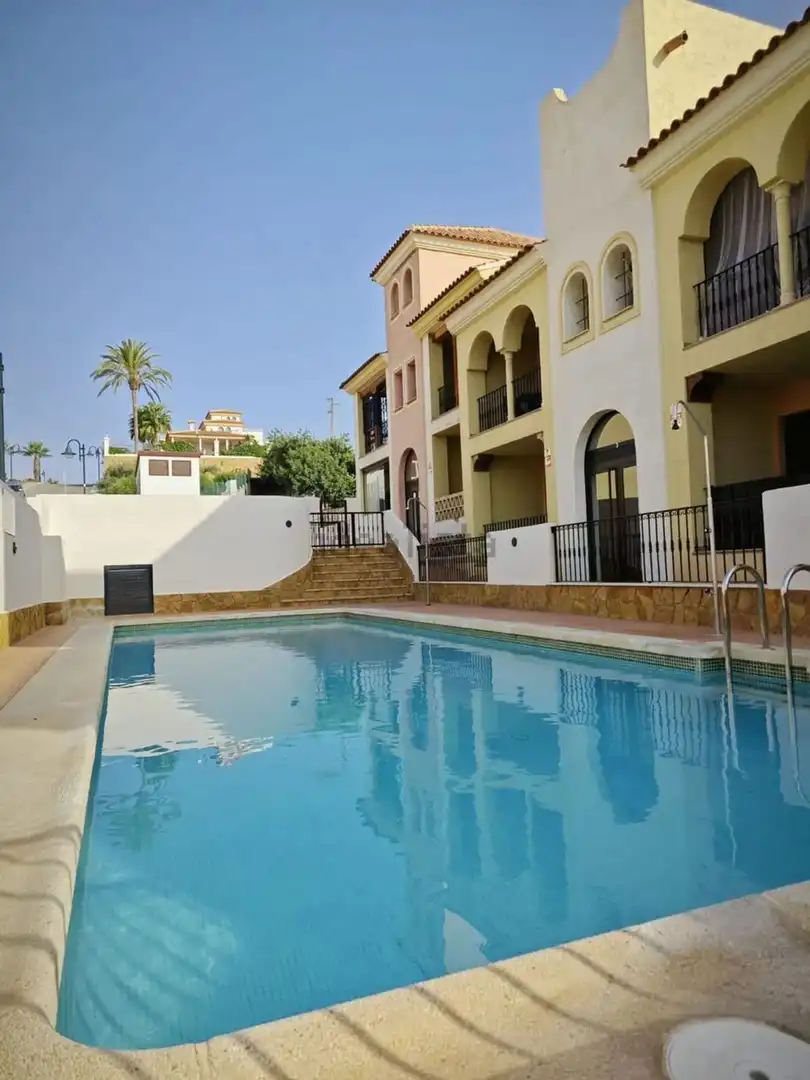 Piscina de Piso en venta en Cuevas del Almanzora con Aire acondicionado, Terraza y Piscina