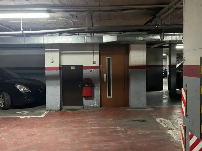 Parking de Garaje de alquiler en Madrid