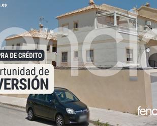Vista exterior de Casa adosada en venda en Orihuela
