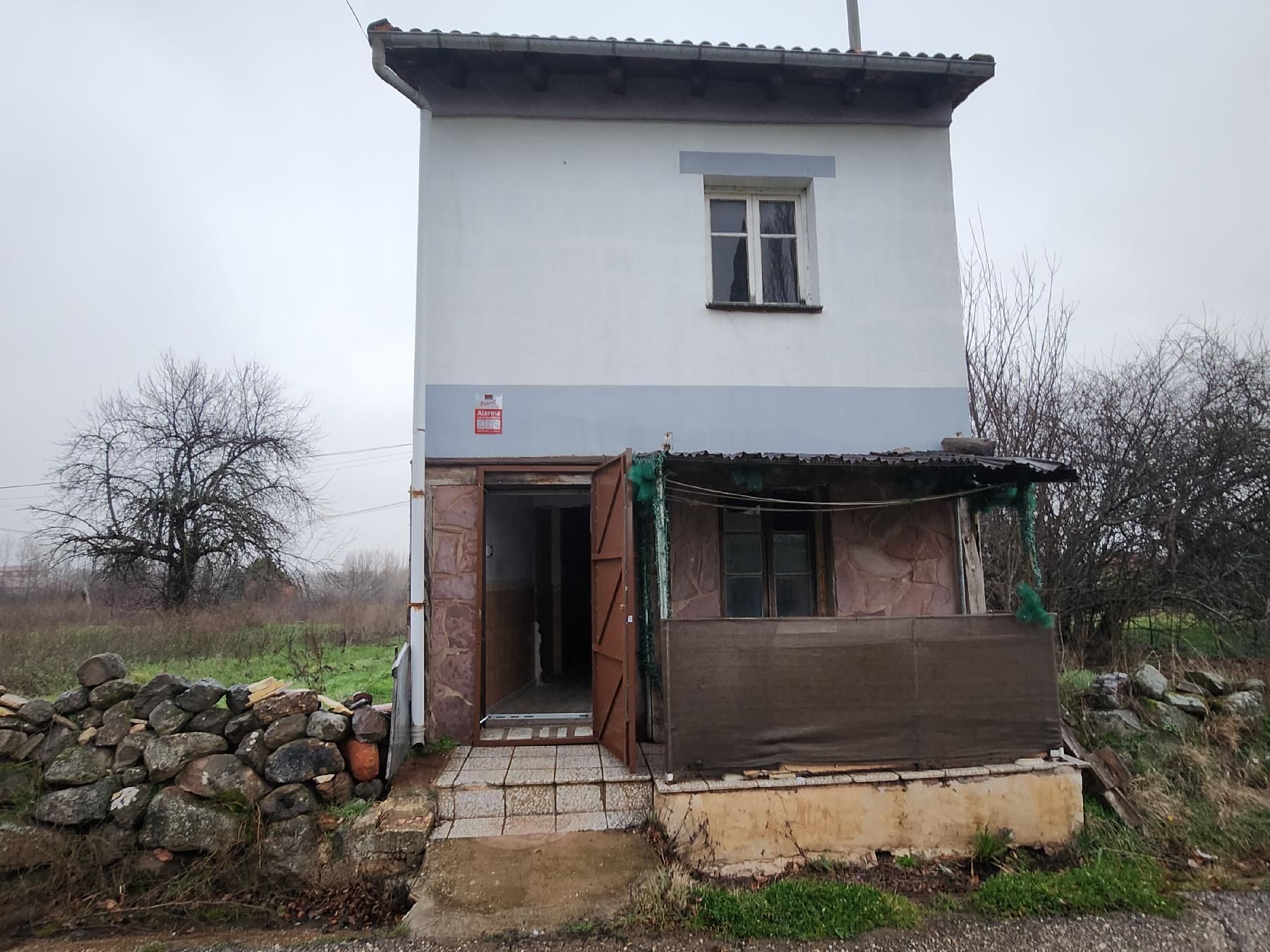 Exterior view of House or chalet for sale in Hacinas