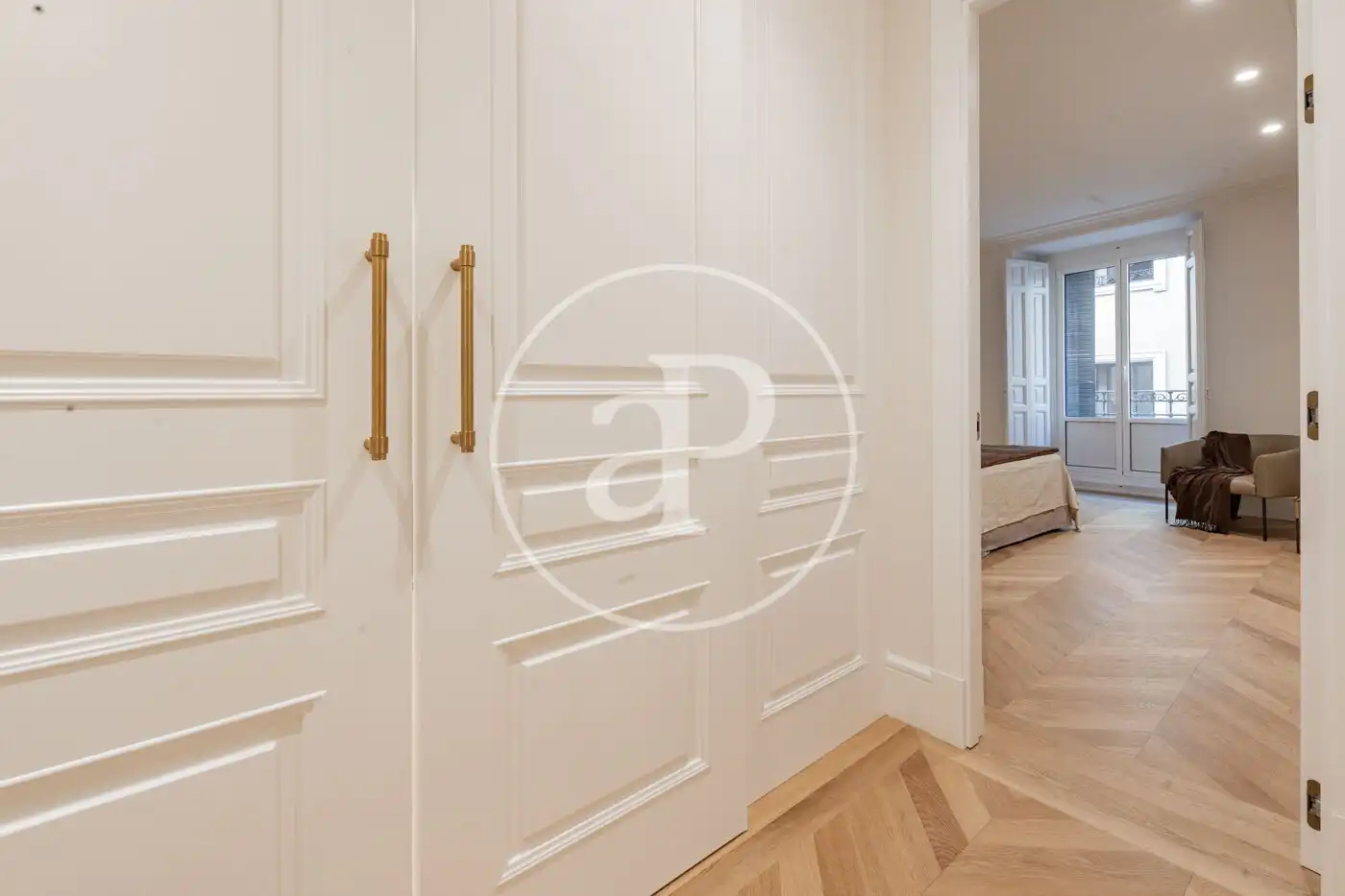 Wohnung zum Verkauf in Madrid mit Klimaanlage, Heizung und Balkon