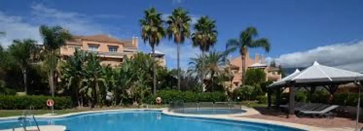 Duplexes for sale in Casco Antiguo