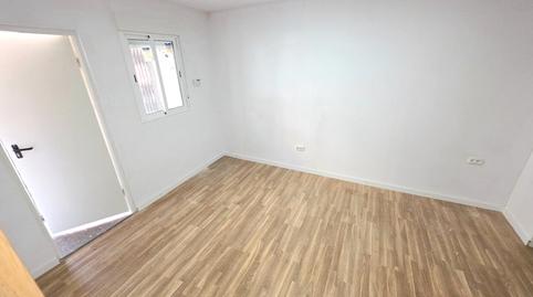 Foto 3 de Estudi en venda a Carrer del Mas Marí, Santa Rosa, Santa Coloma de Gramenet