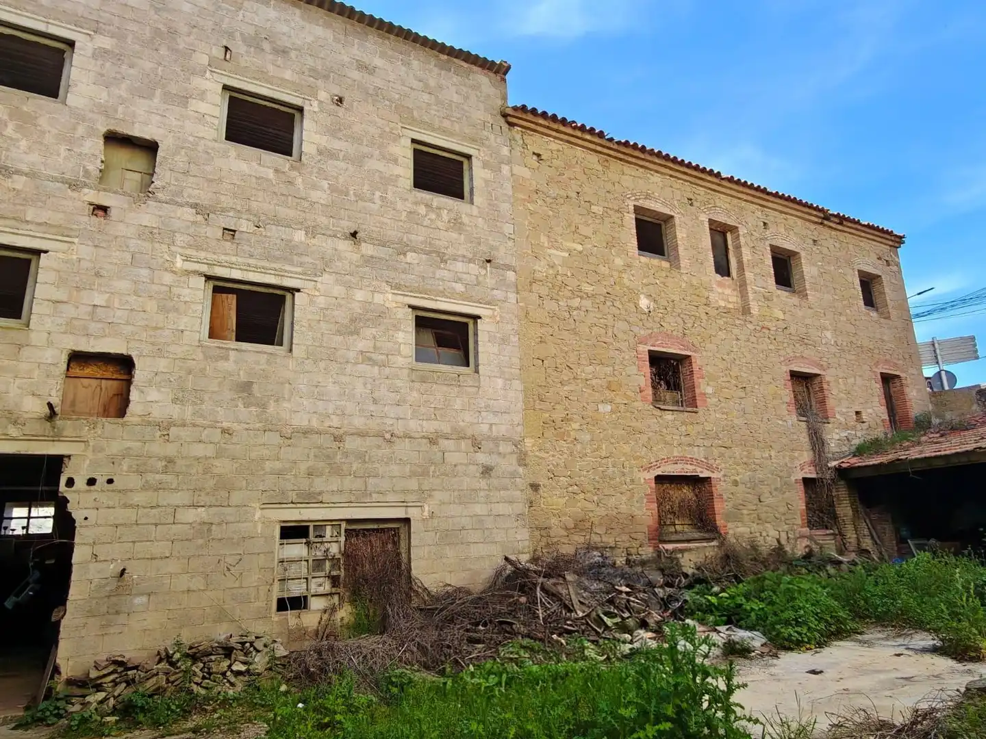 Vista exterior de Edifici en venda en Monistrol de Calders