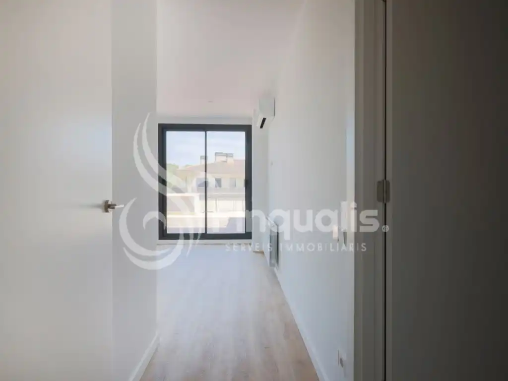 Habitación de Piso en venta en Santa Eulàlia de Ronçana con Aire acondicionado