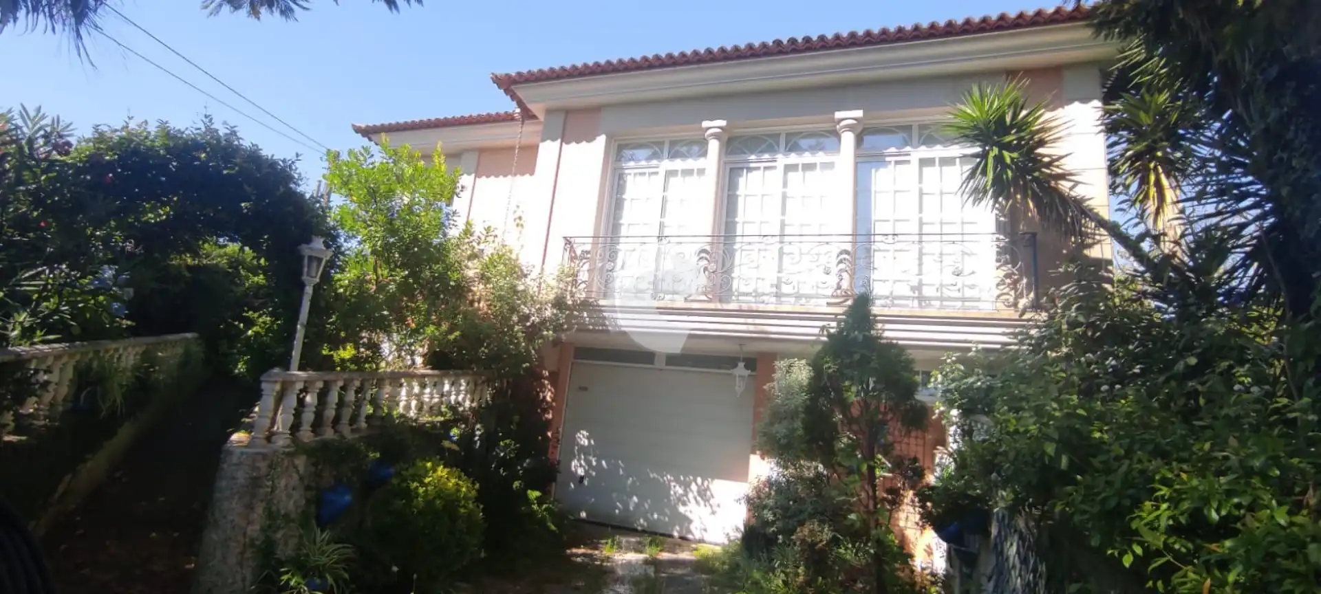 Casa amb jardí en venda a Tomiño