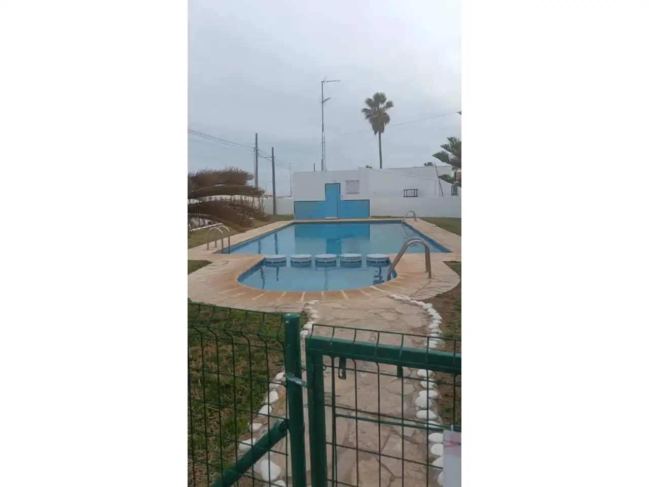 Piscina de Dúplex en venda en Vinaròs amb Aire condicionat, Terrassa i Balcó